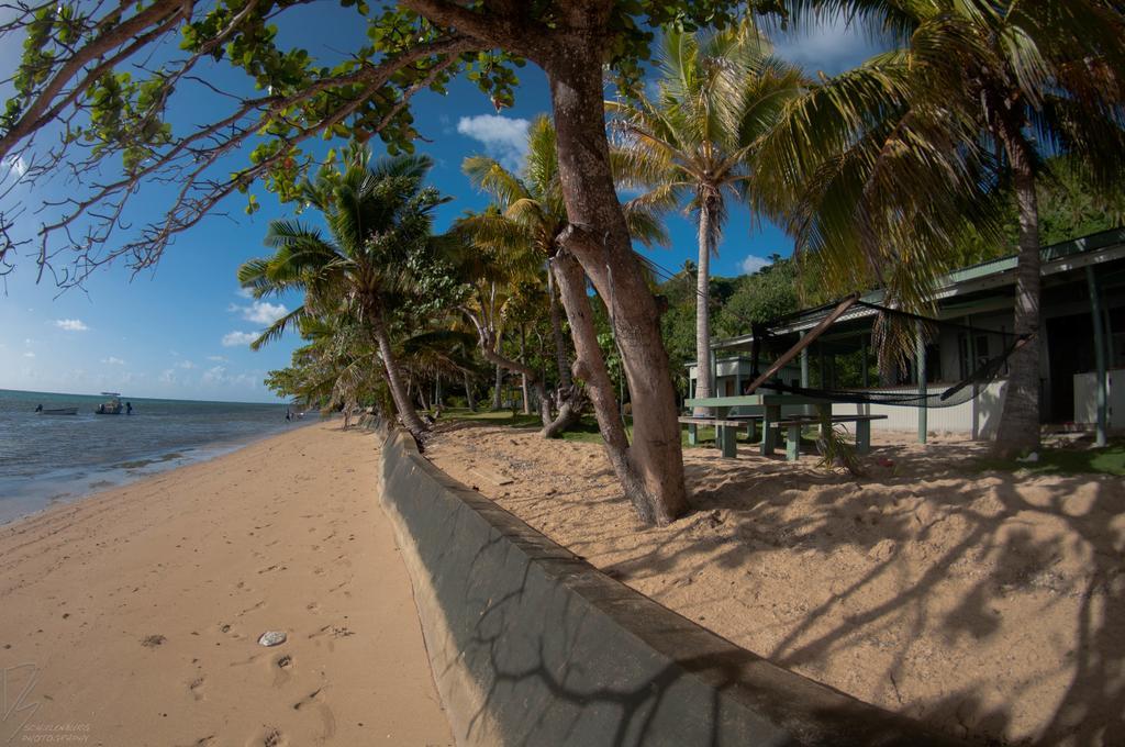 Mai Dive' Astrolabe Reef Resort Naqara Екстериор снимка