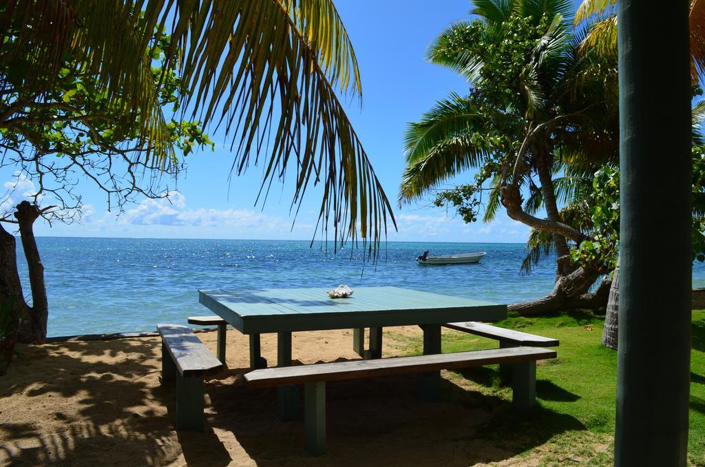 Mai Dive' Astrolabe Reef Resort Naqara Екстериор снимка